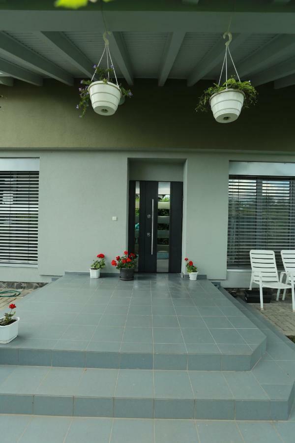 Sentis Hotel อุชโฮรอด ภายนอก รูปภาพ