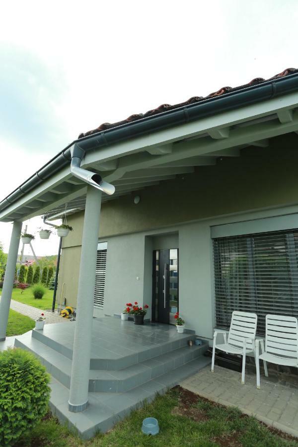 Sentis Hotel อุชโฮรอด ภายนอก รูปภาพ
